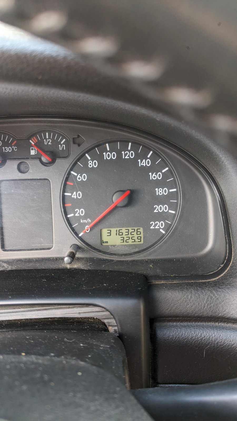 Продам автомобіль Wolksvagen Passat 1998 р.в.