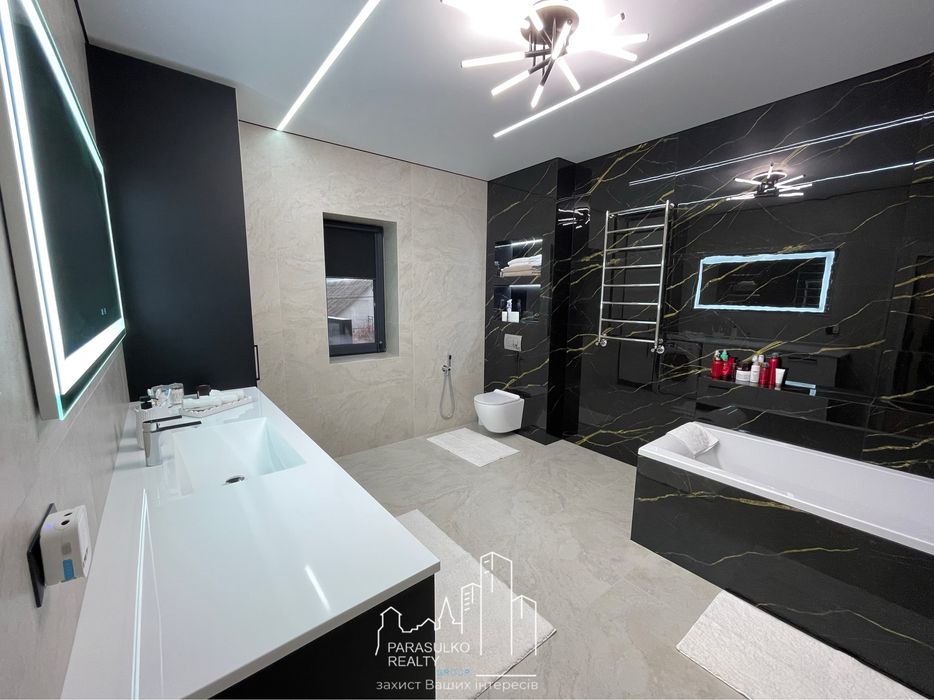 Продам шикарний будинок з меблями та приміадьною технікою