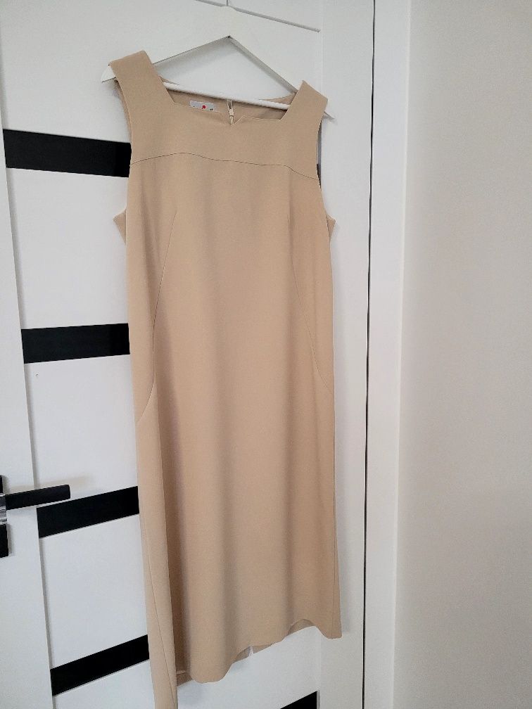 Nowy elegancki zestaw sukienka i marynarka rozm.44.