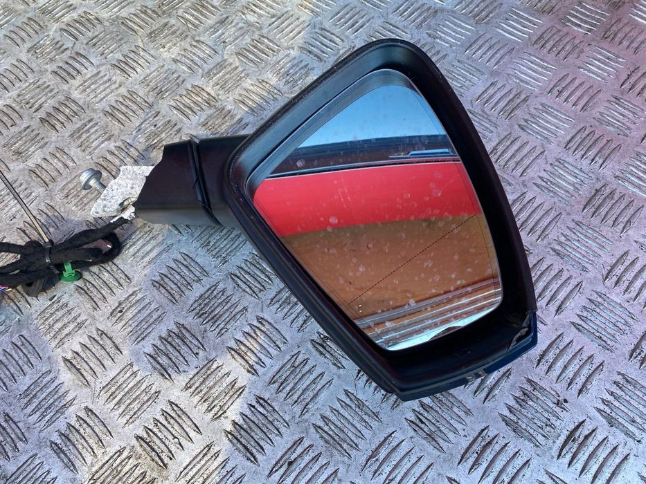 Зеркало праве Touareg CR 8H P5M Дзекало Туарег ЦР таурег СР