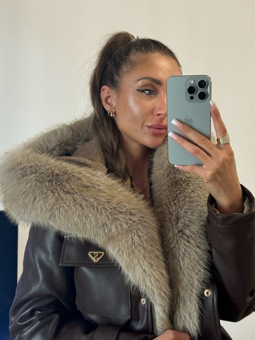 Zimowa kurtka z pieknym grubym lisem