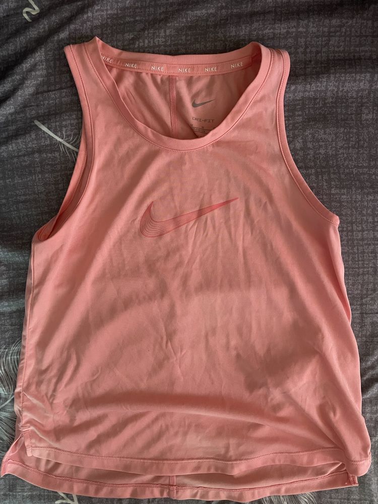Майка Nike женская