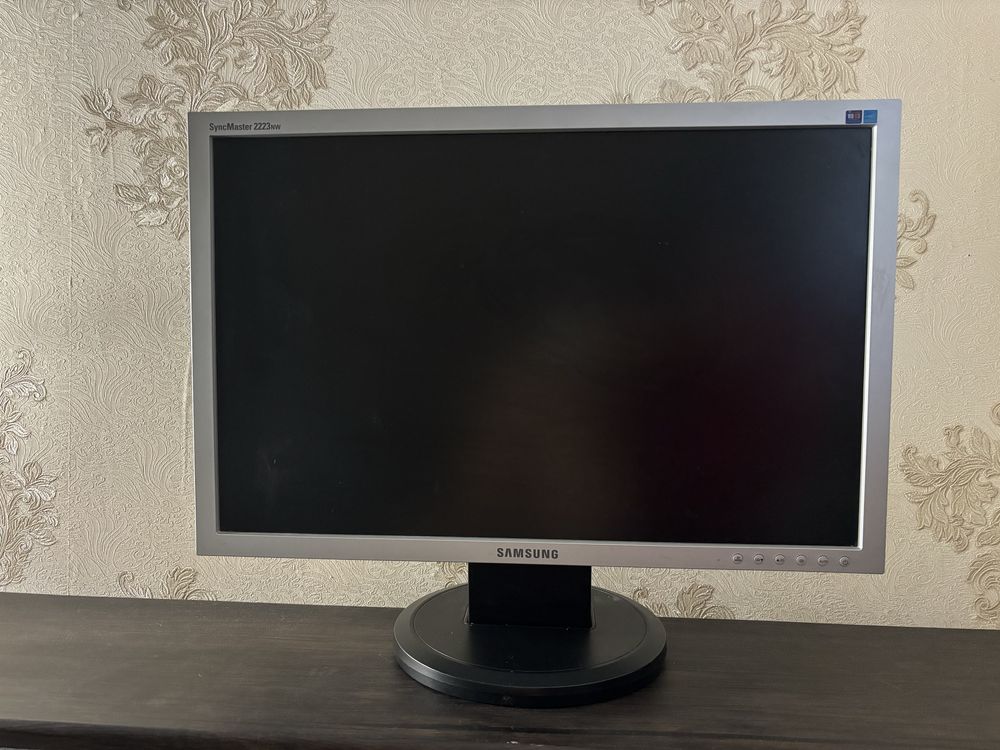 Монитор Самсунг SyncMaster 2223nw
