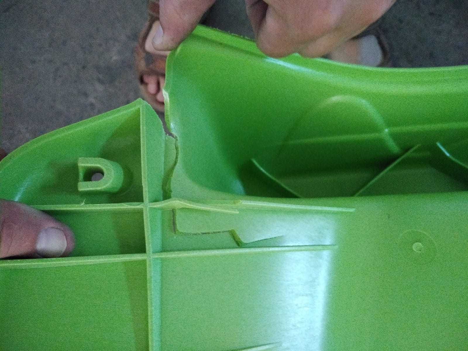 zjeżdżalnia, plastikowy ślizg 3m do ogrodu na plac zabaw uszkodzony