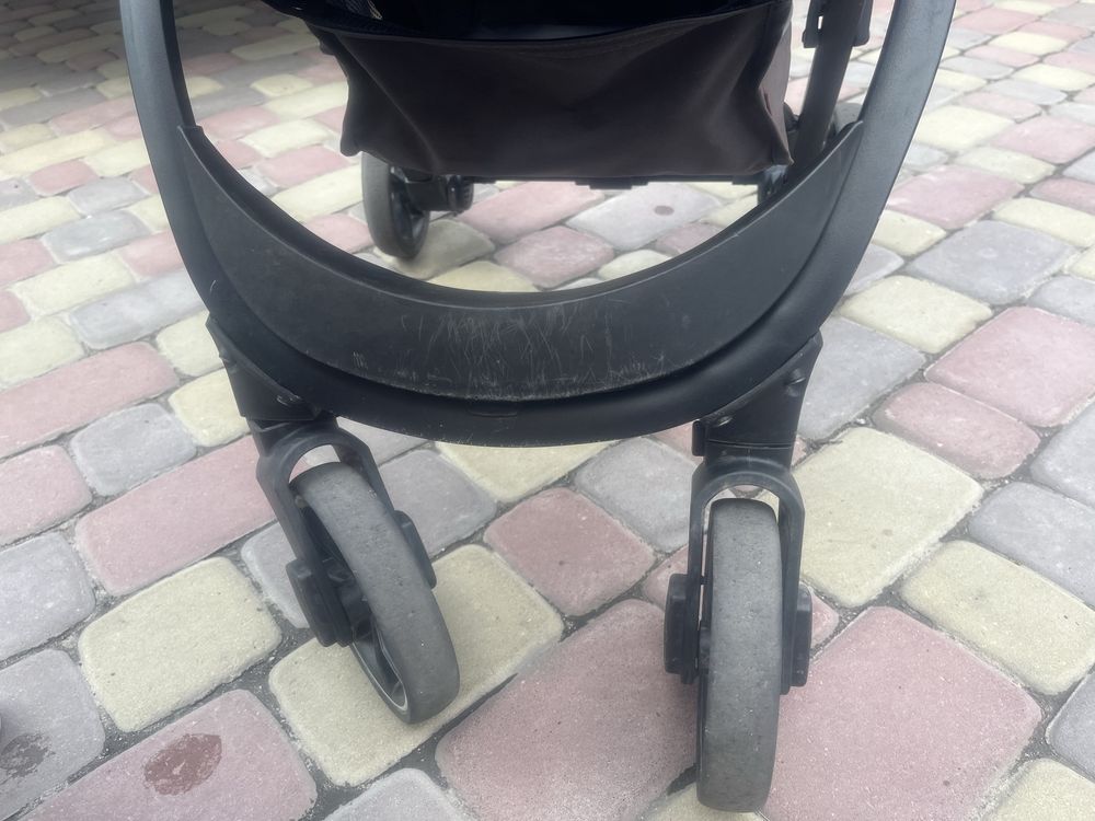 Продам прогулянкову дитячу коляску Carrello Gloria