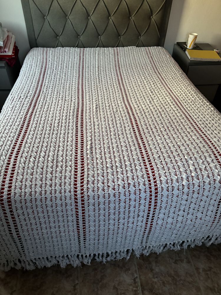 Colcha de renda manual com 220x235