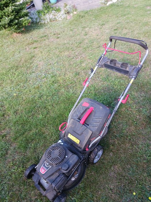 Kosiarka spalinowa z napędem NAC