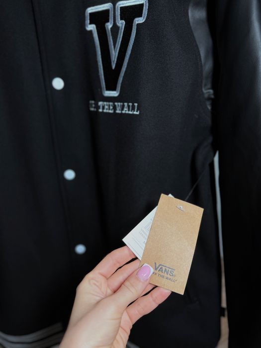 Бомбер Vans, куртка Vans