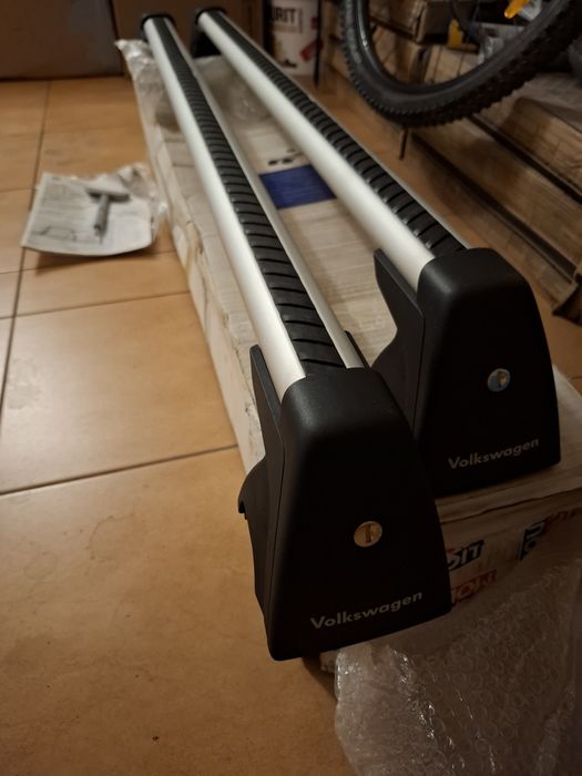 Bagażnik dachowy vw Passat b8 kombi oem belki poprzeczki relingi thule