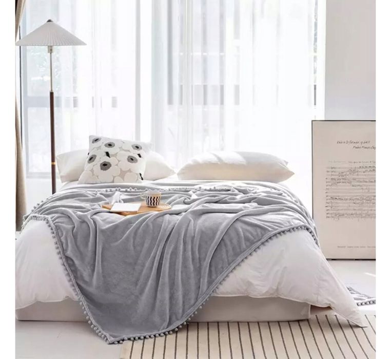AMELIA HOME Koc z pomponami szary 130x180 Nowy