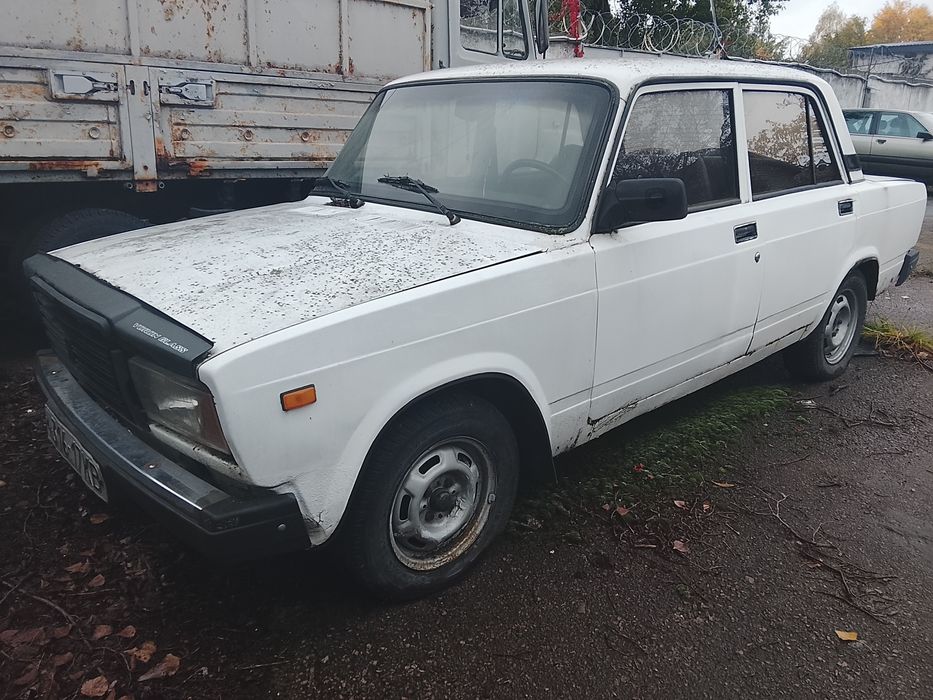Продам автомобіль ваз 2107