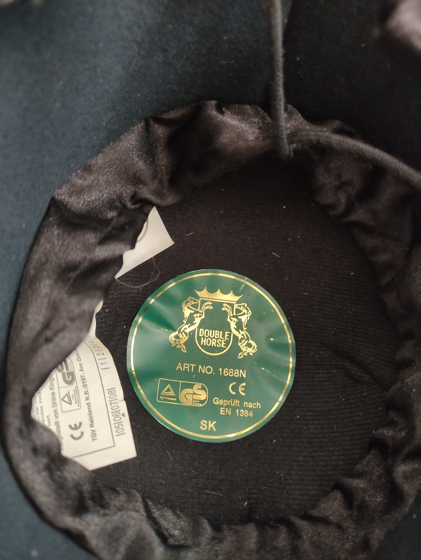 Toczek/kask do jazdy konnej rozm. 55 zamsz