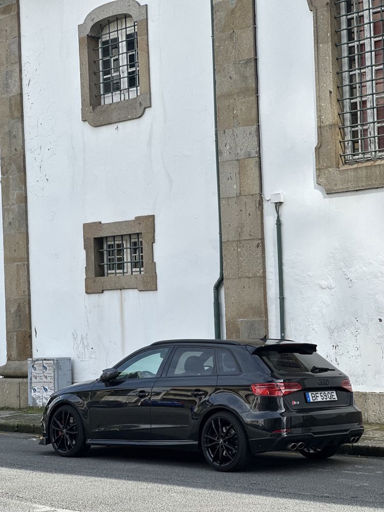 Audi S3 Sportback 2.0 TFSI Quattro - BlackEdition