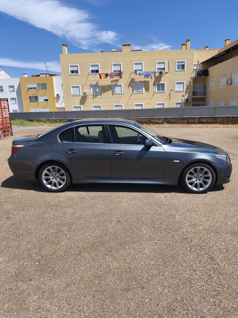 Vendo Carro  BMW 520
