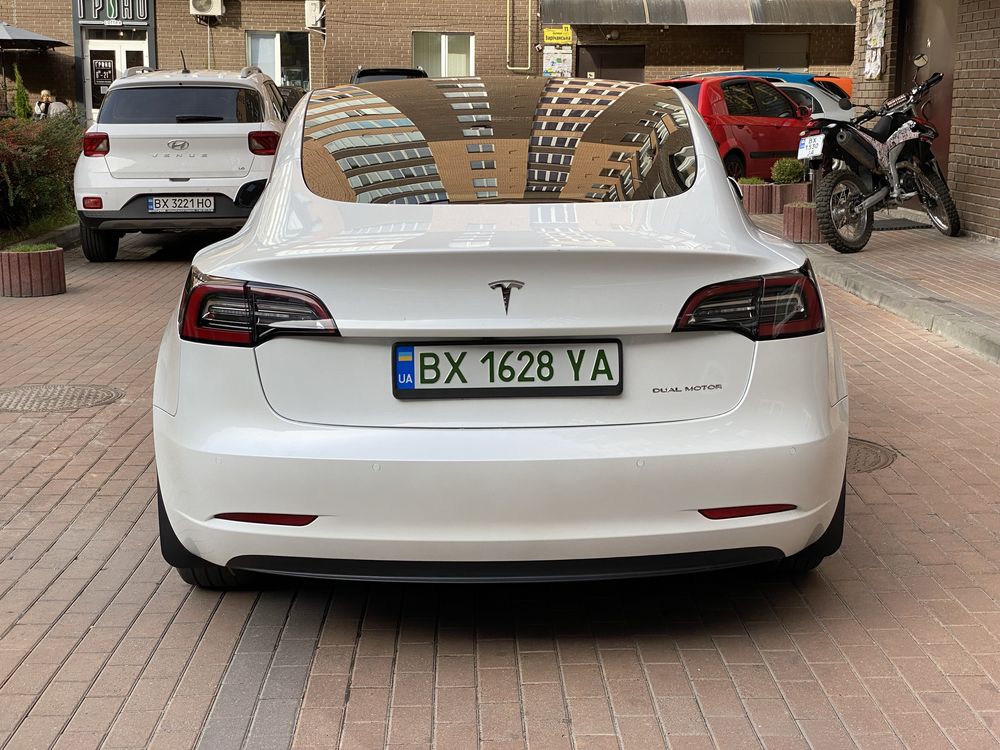 Tesla Model 3 Long Range Dual Motor білий перл 2022 Ідеал БЕЗ ДТП