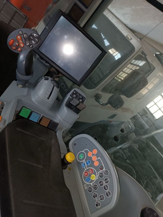 NEW HOLLAND  T8.410  2018 рік