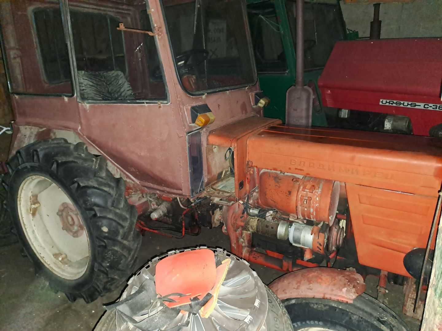 Władimirec T25A2 z rewersem
