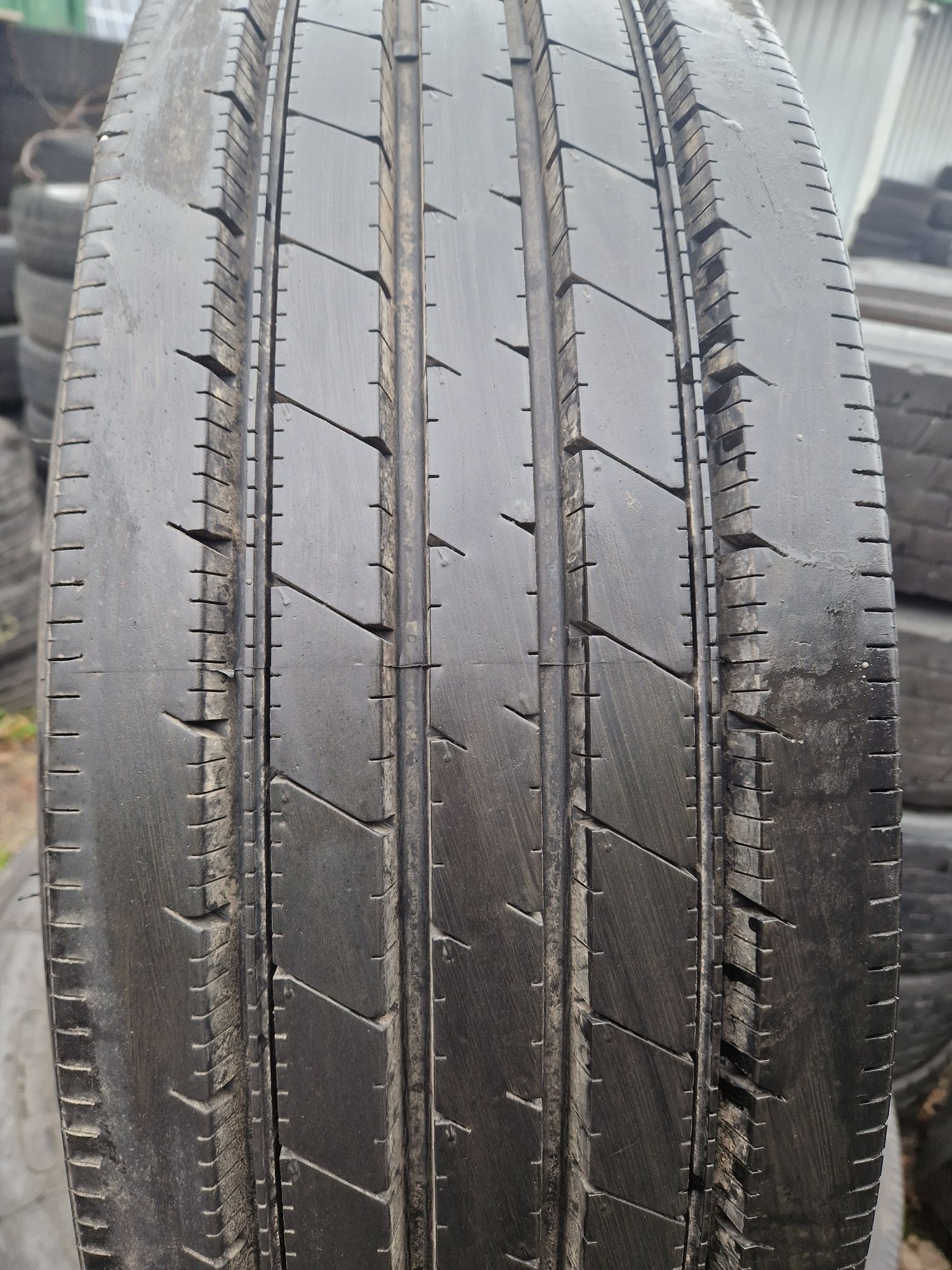 Używane opony ciężarowe 315/70R22,5 FULLRUN TB766 Przód/Prowadzące 98%