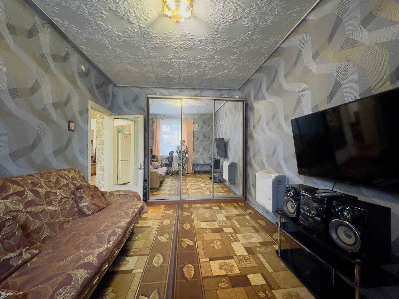 Частина БУДИНКУ, 54.1 кв.м, в ЦЕНТРІ міста, парк