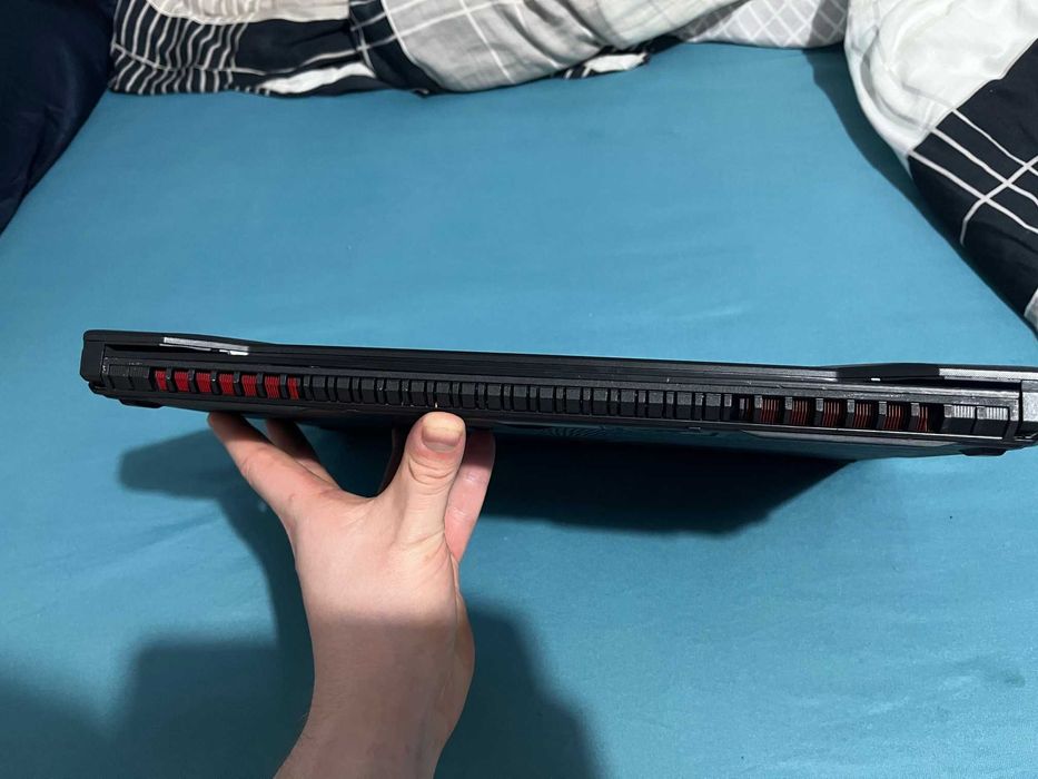 Laptop Asus TUF FX505DT Ryzen 5 / GTX 1650 / 8 GB Ram DDR4