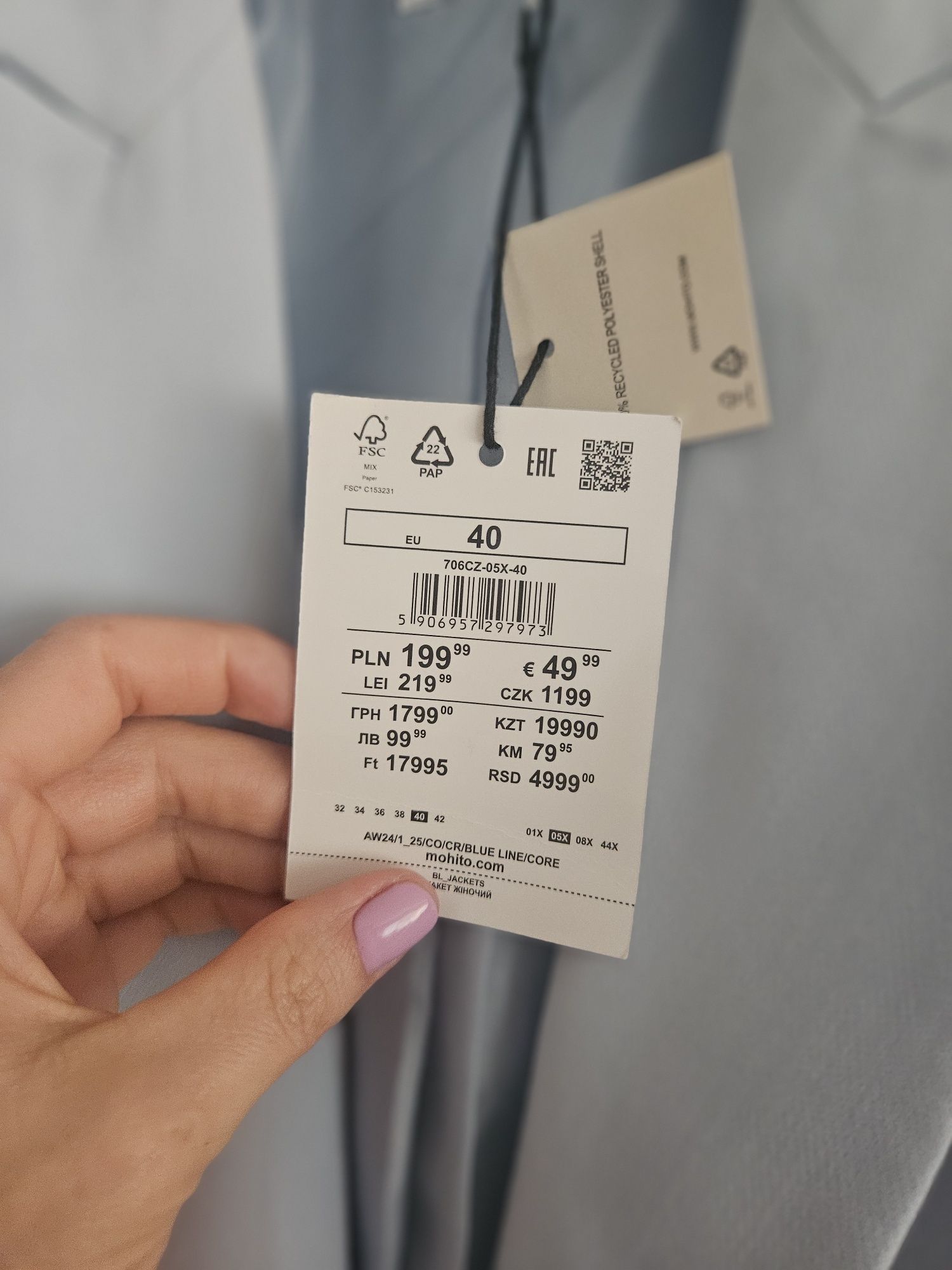 Piękna marynarka baby blue 40