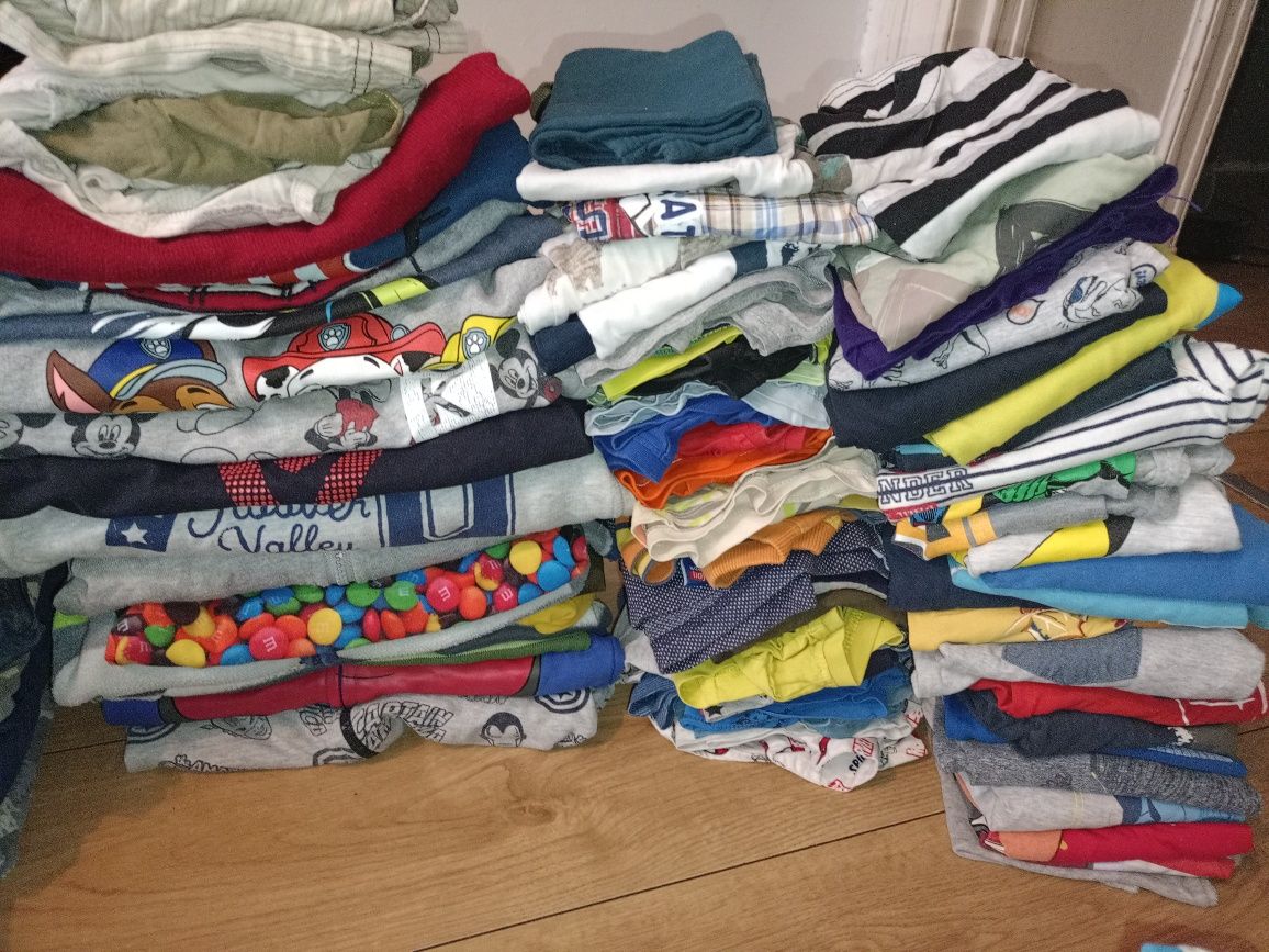 Sprzedam mega paka ciuchy dla chłopca 98/104 ODBIÓR TYLKO OSOBISTY