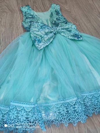 Нарядное платье для вашей принцессы на 3-5 лет