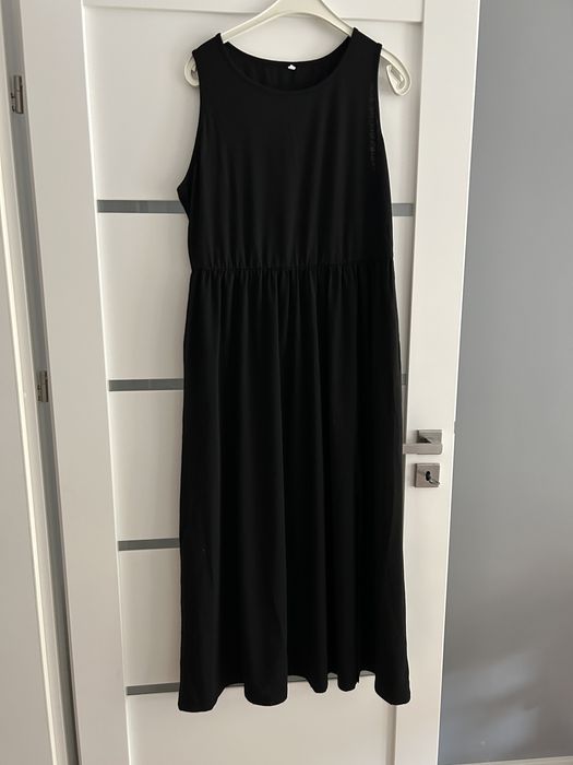 Sukienka czarna roz 46/48