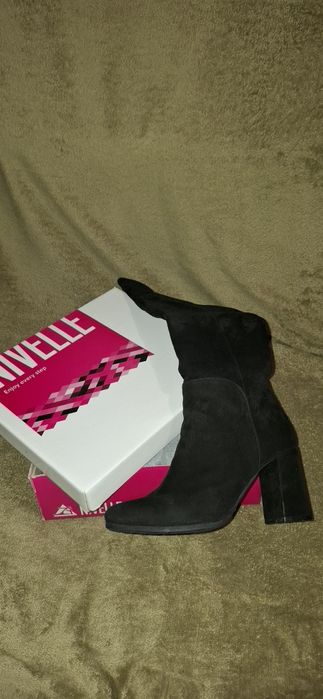 Жіночі  ботфорди натуральна замша та кожані