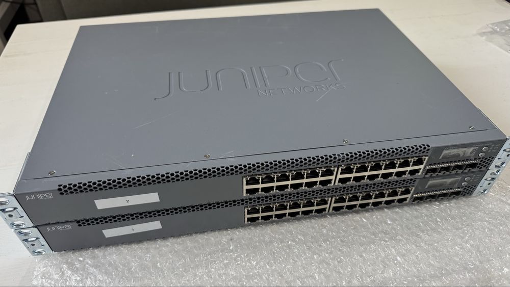Zestaw 2x Switch Juniper EX3300-24T + 2x DAC – Virtual Chassis (VC)