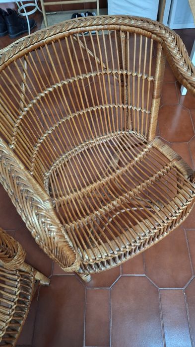 Cunjunto cadeiras em verga