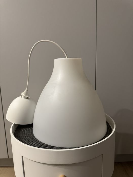 Żyrandol ikea aa