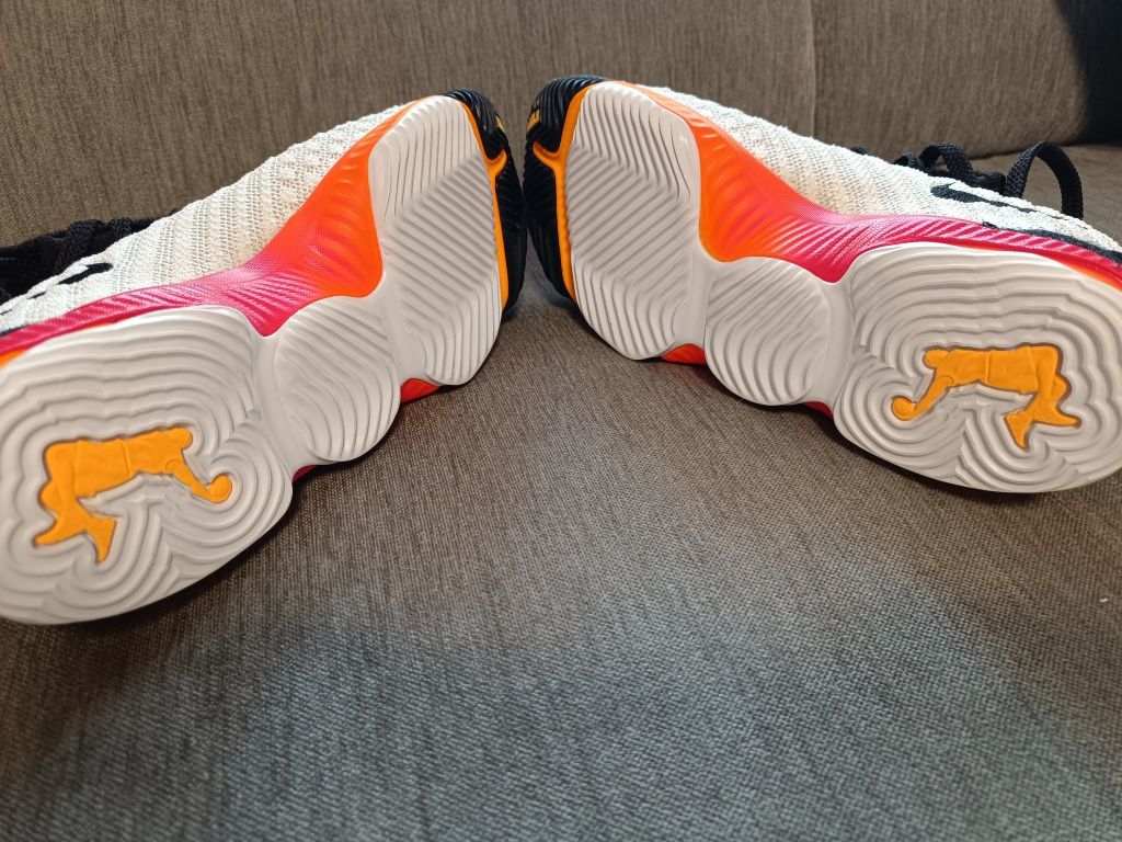 Buty Nike LeBron