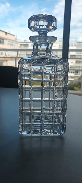 Garrafa de Cristal