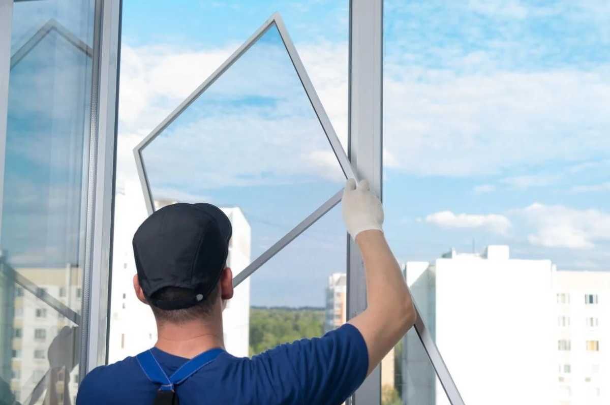Moskitiery na okna i balkon - SPOKÓJ PRZED OWADAMI !! - Pomiar Montaż