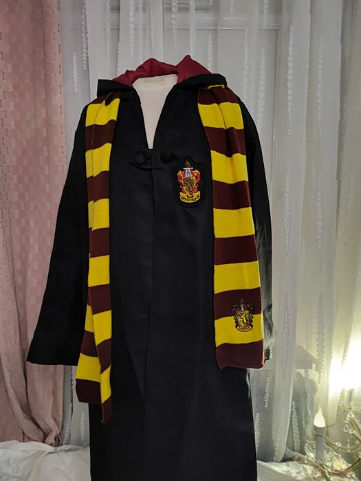 Strój przebranie Harry Potter czarodziej Gryffindor 4 części rozmiar L