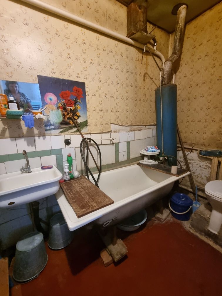 Продам будинок/с.Ківшовата/біля ставка/зі зручностями/з меблями та тех