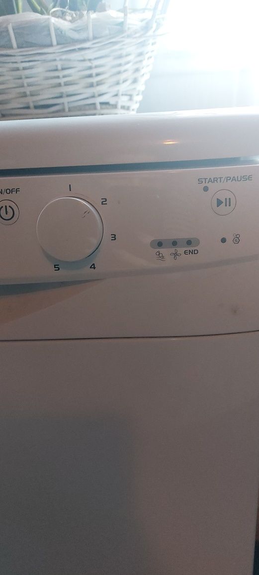 Indesit zmywarka