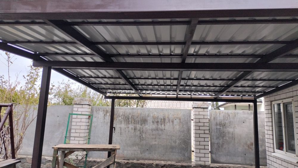 Навесы для авто любой сложности, из металла поликарбоната дерева забор