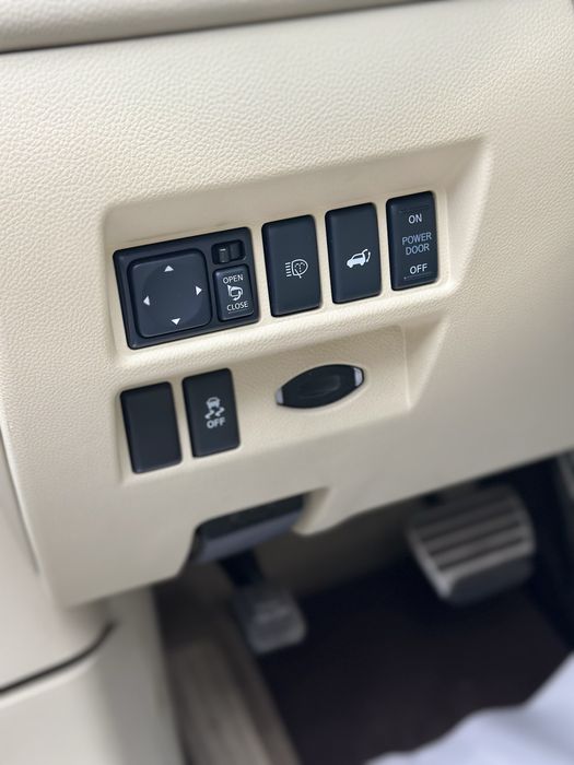 Інфинити QX70 автомат