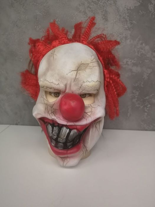 Доросла карнавальна силіконова маска клоун Пенівайз воно хеловін коспл