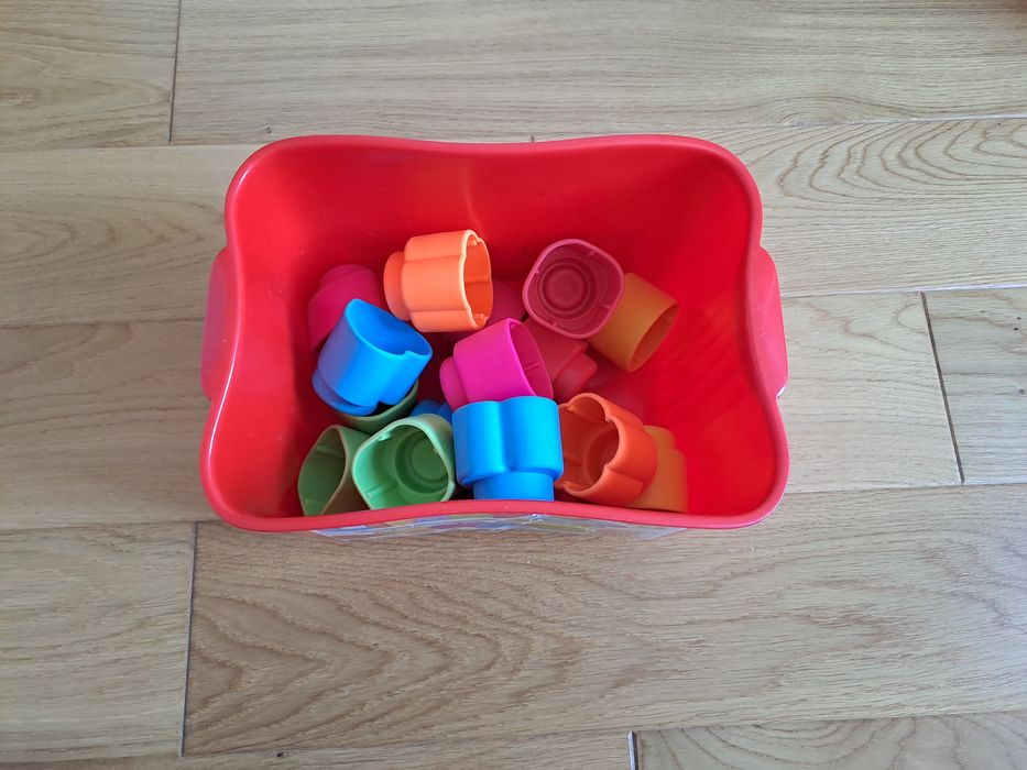 Wiaderko kształtów baby clemmy clementoni