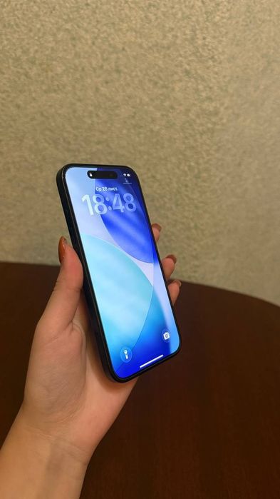 Apple iphone Айфон 16 128гб чорний