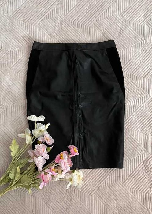 Czarna spódnica eco skóra midi ołówkowa do kolan F&F S 36 M 38