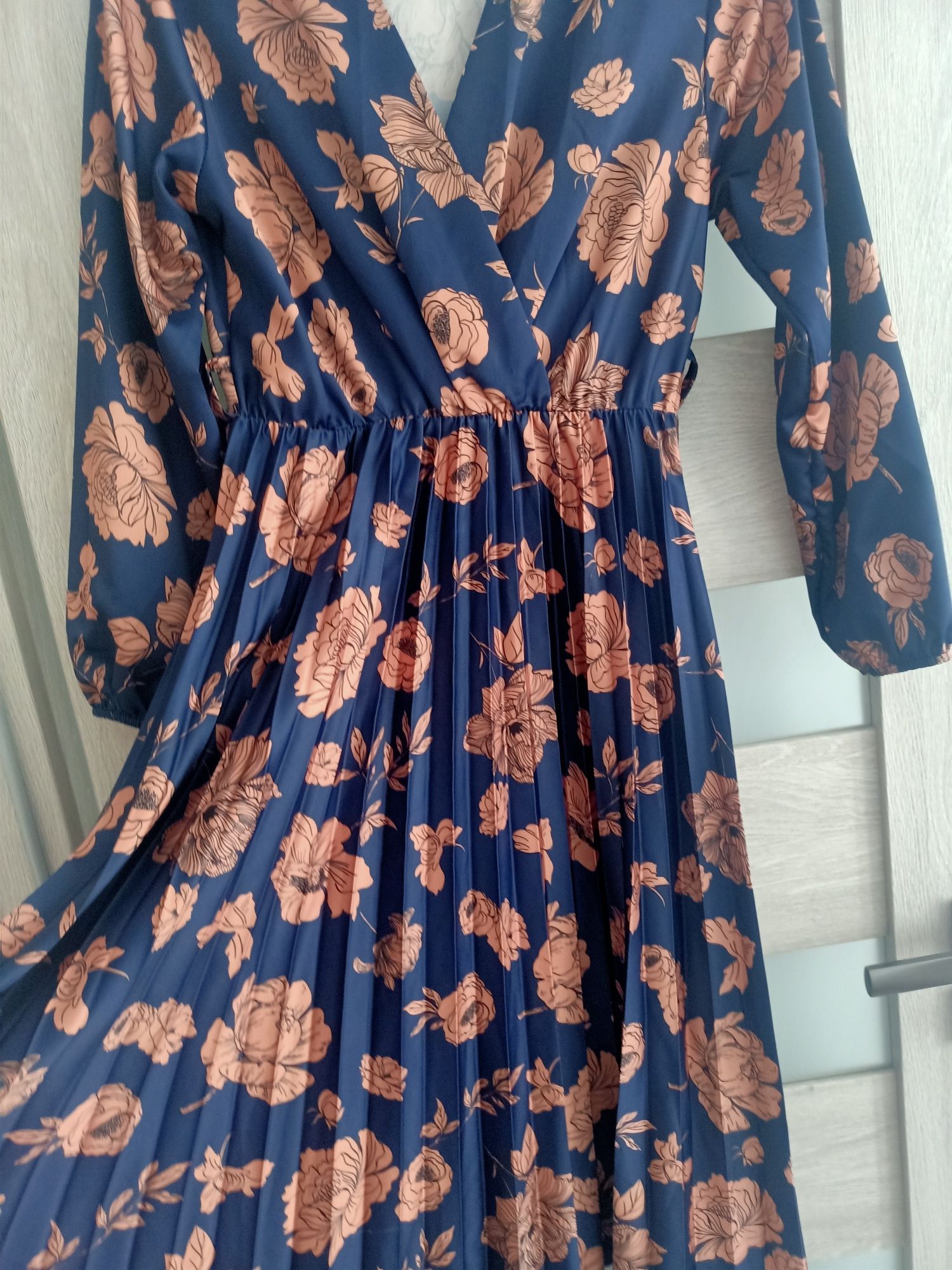 Sukienka MIDI retro vintage kwiaty