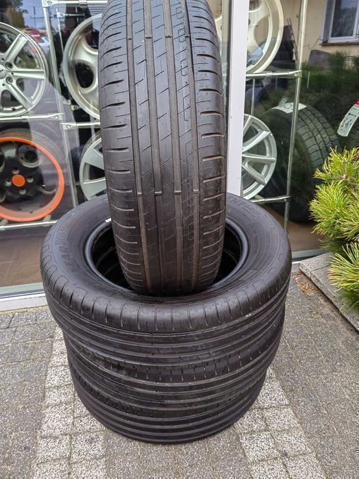 205/60R16 92H Goodyear EfficientGrip komplet lato 2020 DEMO jak NOWE