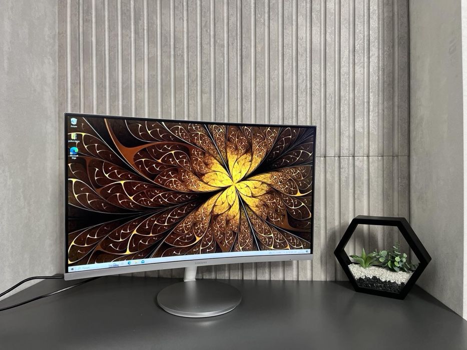 Безрамковий вигнутий Монітор Samsung 27 дюймів full hd
