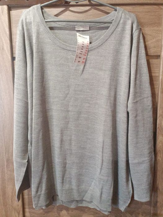 Кофта нова продам