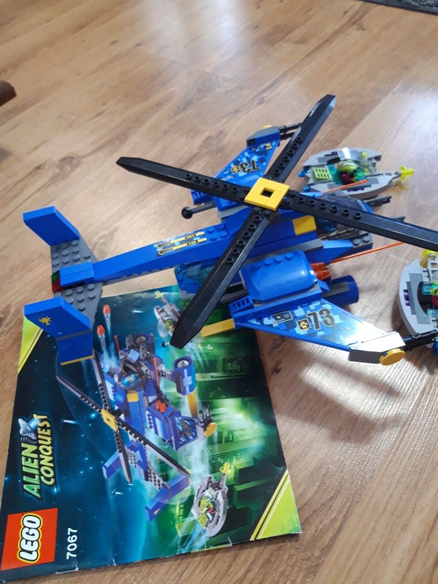 Lego 7067 Alien Conquest Spotkanie z jetkopterem