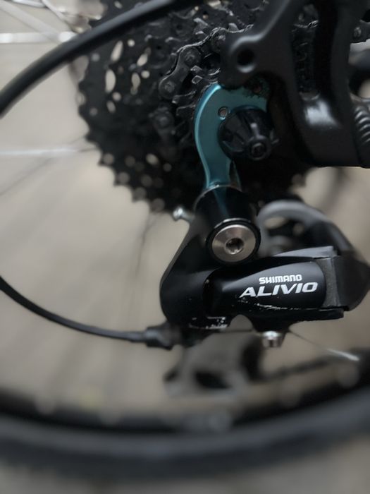 Rower CUBE Aim idealny do miasta i w teren